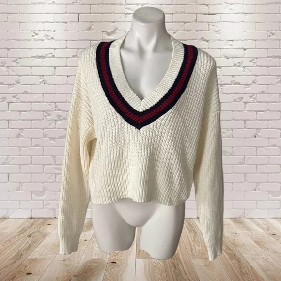 Fashion NOVA Varsity Blues Sweater Medium - Picture 3 of 7